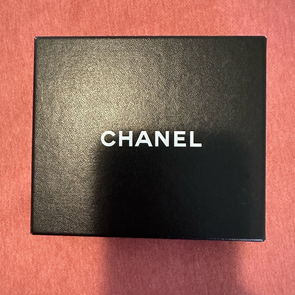 CHANEL Beige Leather wallet - Picture 12 of 13